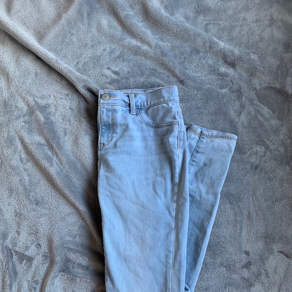 Super cute washed out Hollister jeans